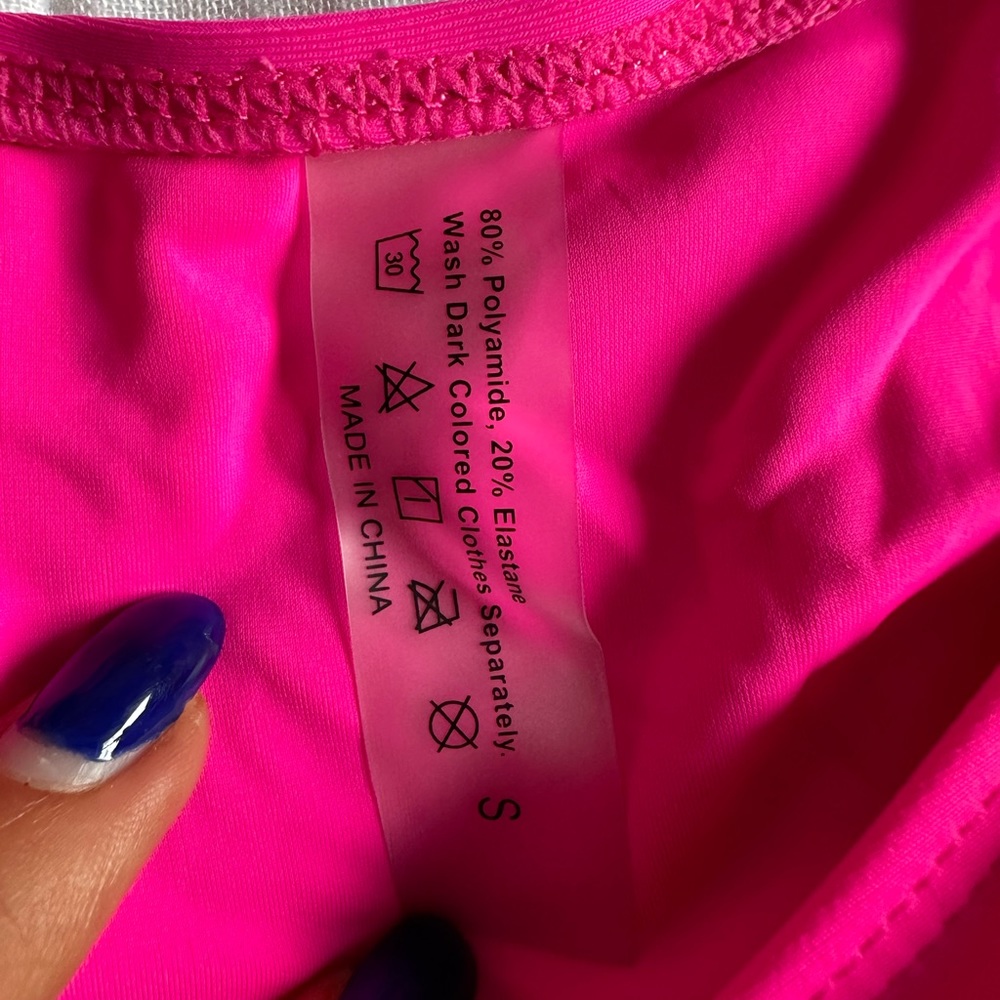 Pink Bikini - Picture 2 of 3